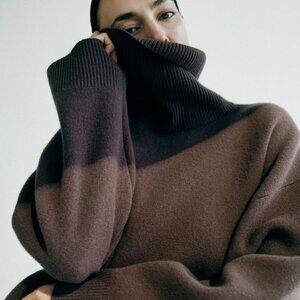 Zara OVERSIZED WOOL SWEATER